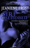 Jeaniene Frost - S�ri csendben