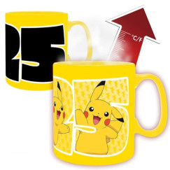 Pokemon- Pikachu 25 h�re v�ltoz� b�gre