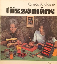 Koml�s Andr�sn� - T�zzom�nc