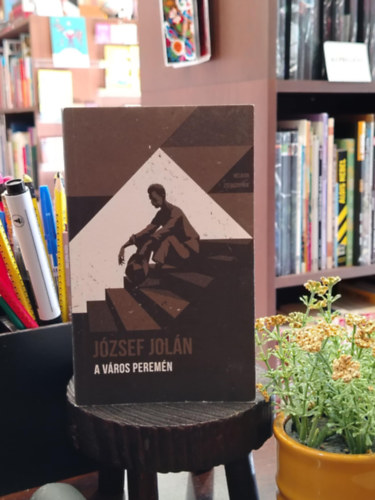 A v�ros perem�n - Helikon Zsebk�nyvek 104.