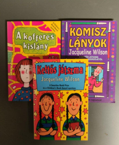 3db Jacqueline Wilson m - Ketts jtszma + Komisz lnyok+ A kofferes kislny