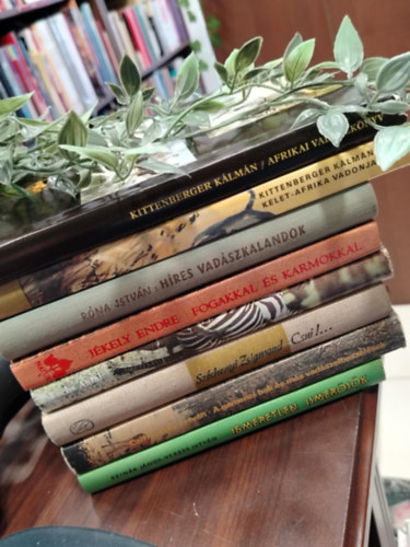 K�NYVMENT� AJ�NLAT, 8 DB. Vad�szat. Afrikai vad�szk�nyv, Kelet-Afrika vadonja, H�res vad�szkalandok, Fogakkal �s karmokkal, Csui!..., A gemenci bak �s m�s vad�szelbesz�l�sek, Ismeretlen ismer�s�k