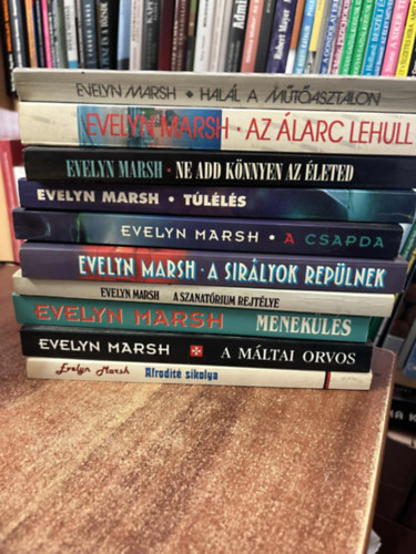 10 db Evelyn Marsh