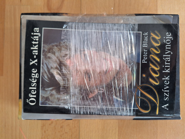 3 könyv Diana hercegnőről