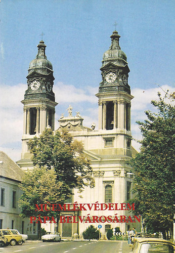 M�eml�kv�delem P�pa belv�ros�ban