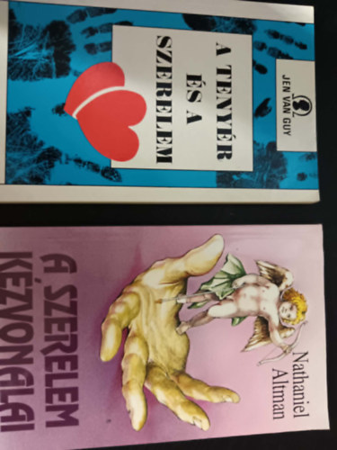 A teny�r �s a szerelem+Aszerelem k�zvonalai