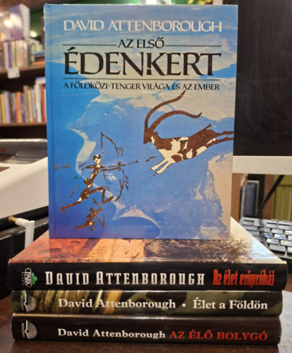 David Attenborough - 4 db David Attenborough k�tet, K�NYVMENT� AJ�NLAT: �let a F�ld�n, Az �l� Bolyg�, Az �let er�pr�b�i, Az els� �denkert