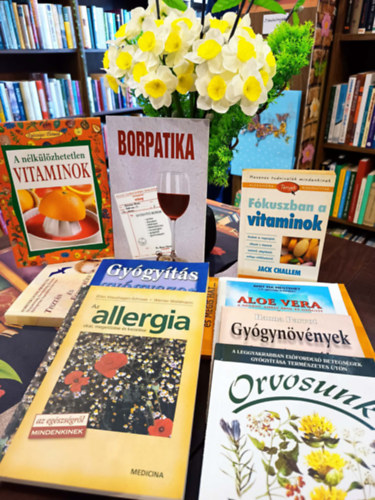 Jurij Dr. Volkov, Horváth Jánosné, Hanna Parrot, Szerk:Dr.Mileszné Bús Anikó, Angela Maria Mauri, Ellen Maushagen-Schnaas Jack Challem - Egészség, életmód könyvcsomag 10 darabos KÖNYVMENTŐ AJÁNLAT: Fókuszban a vitaminok, És mégis hat... DOKTOR VOLKOV A BIOENERGETIKÁRÓL, Borpatika - Gyógyító borok, gyógylikőrök, borral készült ételek, Aloe vera - a növény, ame