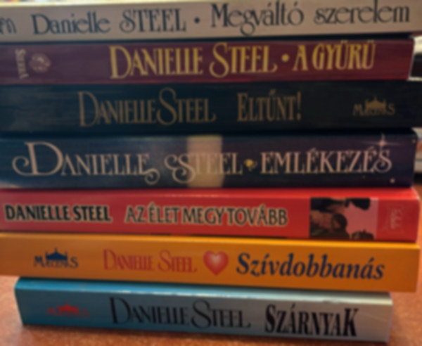 6 db Danielle Steel knyvcsomag