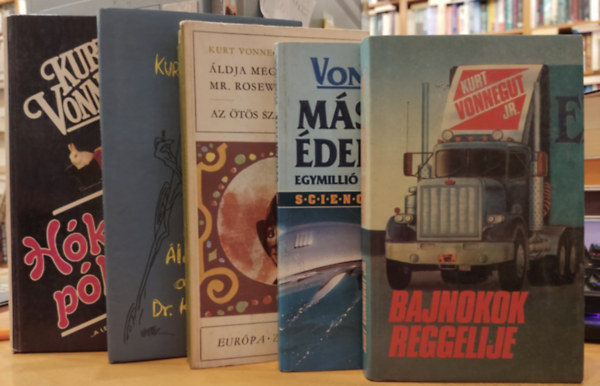 5 db Vonnegut: ldja meg az Isten Dr. Kevorkian!; ldja meg az Isten, Mr. Rosewater/Az ts szm vghd; Bajnokok reggelije; Hkuszpkusz; Msodik denkert: Egymilli ves idutazs