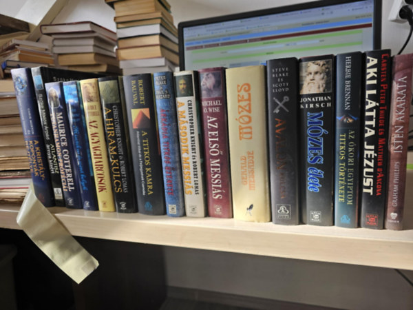 16db regny, KNYVMENT AJNLAT: Tutanhamon prfcii+ Misztikus s szent helyek+ Az agyagharcosok+ A Hiram-kulcs+ A titkos kamra+ rkdia titkos zenete+ Az els Messis+ A msodik Messis+ Mzes+ Mzes lete+ Az kori Egyiptom ti