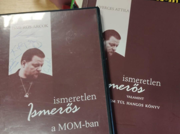 ismeretlen Ismers a MOM-ban