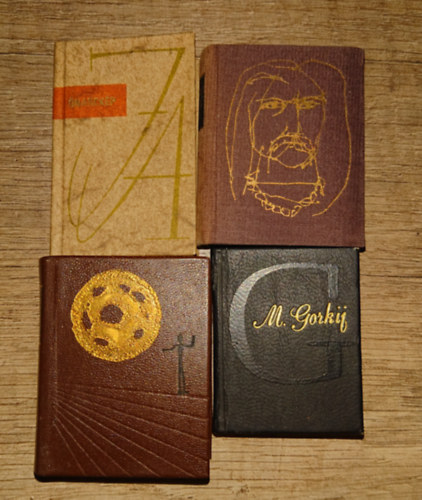 4 klasszikus irodalm minik�nyv: B�nk B�n, AZ ember trag�di�ja, �narck�p, Janu�r 9./Az ember