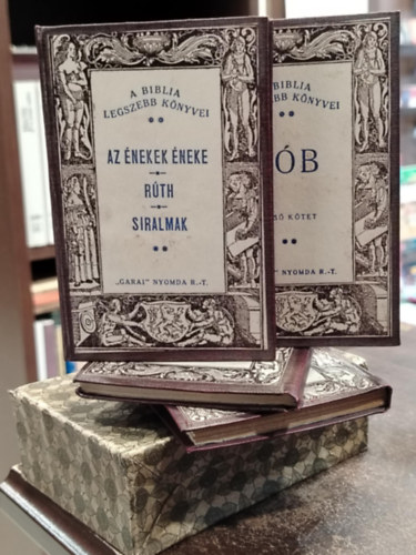 A Biblia legszebb knyvei I-IV - Jb I. - Jb II. - Koheleth :: Eszer - Az nekek neke ::Rth :: Siralmak