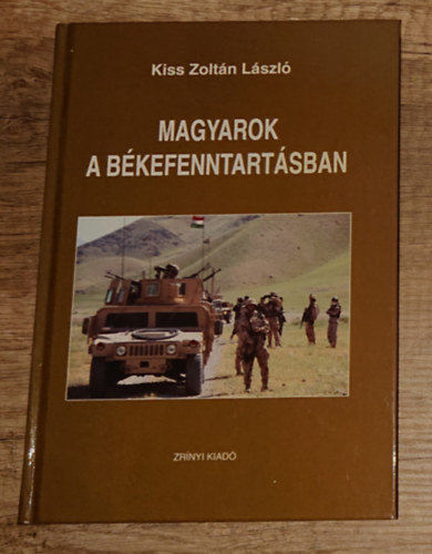 Magyarok a b�kefenntart�sban