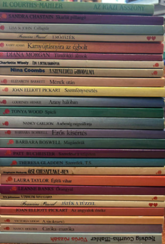 26 db romantikus k�nyv