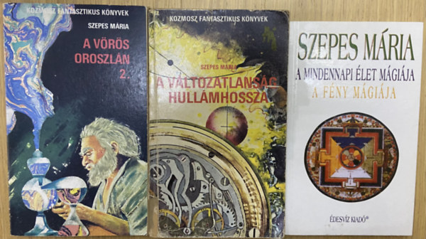 3 db Szepes M�ria k�nyv - A v�r�s oroszl�n 2., A v�ltozatlans�g hull�mhossza, A mindennapi �let m�gi�ja - A f�ny m�gi�ja