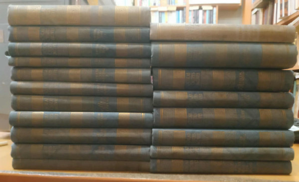 19 db Jkai Mr sszes  mvei: Elbeszlsek I.; Enym, tied, v I-II., A damokosok; Fekete gymntok I-II., Az eltkozott csald; A hrom mrvnyfej; Egy magyar nbob I-II.; reg ember nem vn ember