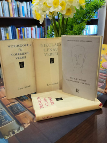 Vil�girodalmi vers k�nyvcsomag 4 darabos K�NYVMENT� AJ�NLAT: Wordsworth �s Coleridge versei, Nikolaus Lenau versei,Paul �luard versei, Francois Villon versei