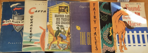 6 db orosz kiads vilgirodalom: Found: One Orange-Brown Horse; Fairy Tales; The Gold Bug; Brother Rabbit his Friends and Enemies; Courageous Captains; The Black Arrow
