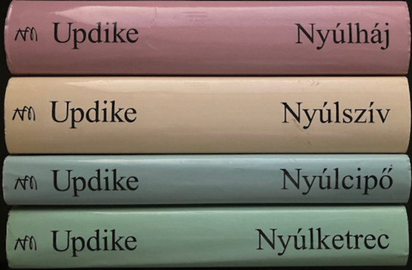 John Updike knyvcsomag (4 ktet)