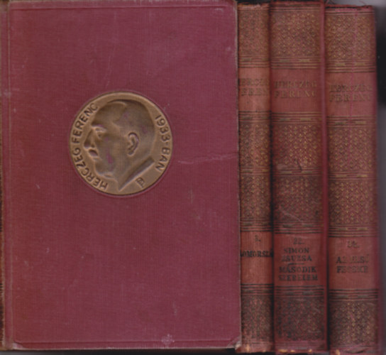 4 k�tet Herczeg Ferenc v�logatott munk�inak eml�kkiad�sa sorozatb�l: 3. �lomorsz�g + 22. Simon Zsuzsa + 29. Fenn �s lenn + 32. Az els� fecske