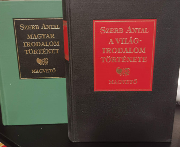 Magyar irodalom t�rt�net + A vil�girodalom t�rt�nete (2 k�tet)