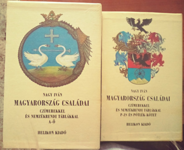 Magyarorsz�g csal�dai cz�merekkel �s nemzed�krendi t�bl�kkal I-VIII.