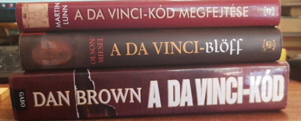 3 db Da Vinci-kd ktet: Da Vinci-kd + A Da Vinci-blff - A Da Vinci-kd hibinak feltrsa + A Da Vinci-kd megfejtse