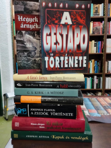 T�rt�nelem k�nyvcsomag 9 darabos K�NYVMENT� AJ�NlAT: Kapuk �s vend�gek (barangol�s a magyar m�ltban I.),  Ki mikor uralkodott, korm�nyzott?, A zsid�k t�rt�nete, R�mai reg�k �s mond�k, A m�tosz, A hal�l v�mszed�je, A f�ra� l�n