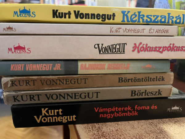 7 db Kurt Vonnegut k�nyv