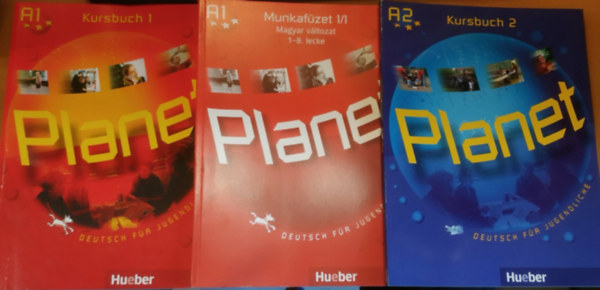 3 db Planet: A1 Kursbuch 1 + Munkaf�zet 1/1 Magyar v�ltozat 1-8. lecke + A2 Kursbuch 2 (Hueber Verlag)
