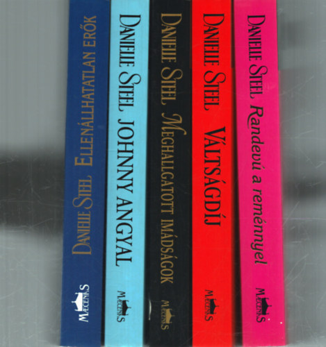 5 db Danielle Steel romantikus regny: Vltsgdj - Randev a remnnyel - Meghallgatott imdsgok - Johnny angyal - Ellenllhatatlan erk
