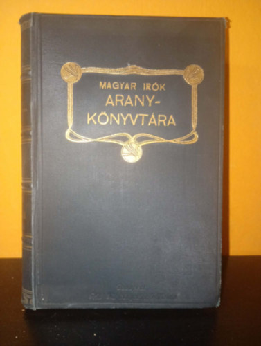 Tarka mes�k (Magyar �r�k aranyk�nyvt�ra 16.)
