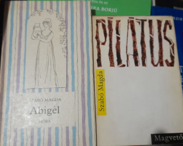 2 db ktet: Abigl, Piltus