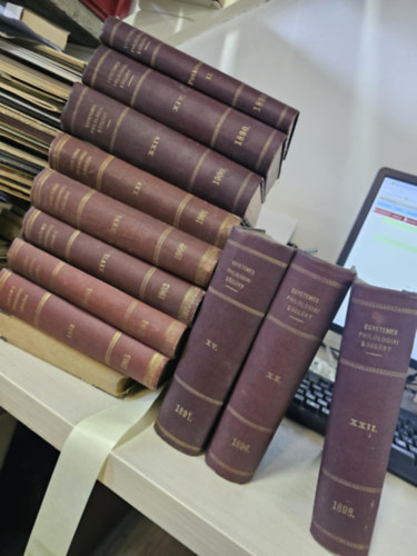 Egyetemes philologiai k�zl�ny 1890 I-II, 1891, 1896, 1898, 1900, 1901, 1902, 1903, 1904, 1905 (�sszesen 11db k�tet)