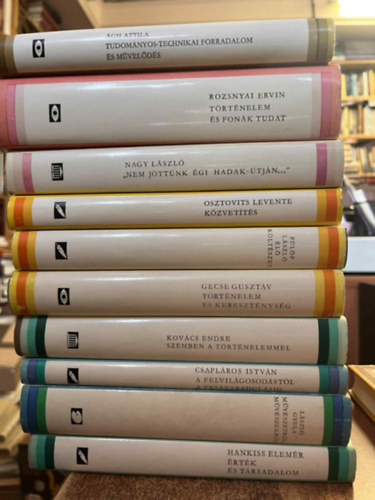 10 db az Elvek �s utak sorozatb�l