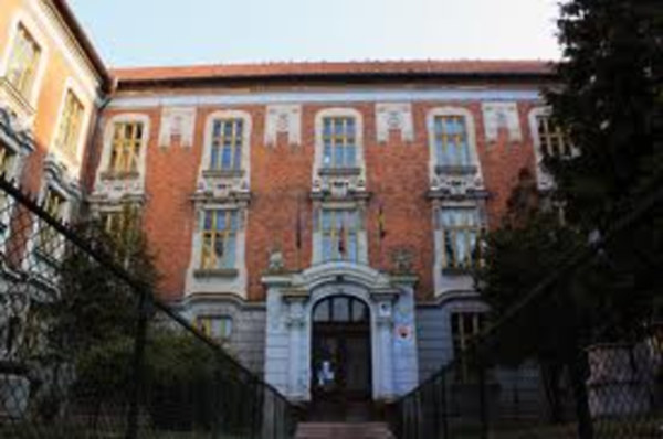 Komrom selye Jnos Gimnzium