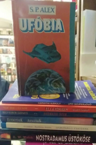 Vivamus-Barbara Burns, Jenny Randles, Lobszang Rampa, Shakti Gawain, Hargitai Károly, S. P. Alex R. W. Welch - 7 db- os KÖNYVMENTŐ AJÁNLAT, ezotéria: Nostradamus üstököse+ Spirituális csatorna+ Eltérítések+ Harmadik szem - A tibeti lámakolostorok titka+ Élj a fényben+ UFO szuperjövő+ Ufóbia