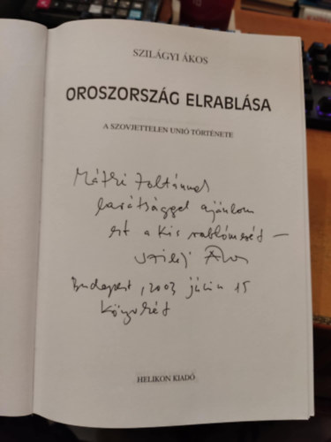 Oroszorsz�g elrabl�sa - A szovjettelen uni� t�rt�nete