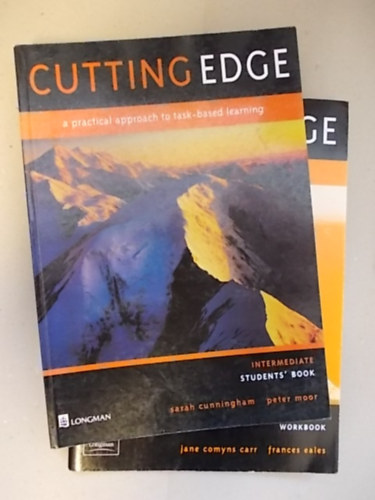 Cutting Edge-Intermediate: workbook & student's book I-II.