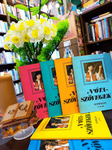 N�tasz�vegek 6 darabos k�nyvcsomag: N�tasz�vegek 1-6 r�szig