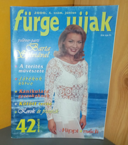 F�rge Ujjak 2000. 6. sz�m, J�nius (Pul�ver-parti Barta Sylvi�val 42 modell) -  2db minta�v mell�klettel