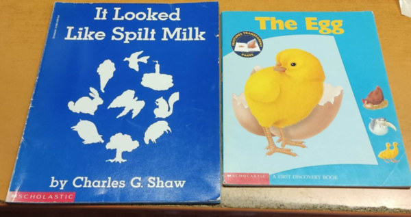 It Looked Like Split Milk + The Egg (2 fzet)(Scholastic Inc.)