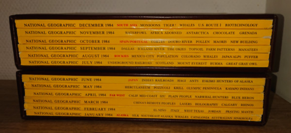 A National Geographic angol kiad�s�nak teljes 1984-es �vfolyama - 12 lapsz�m 2 m�b�rtokban