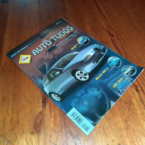 Aut� tud�s mindenkinek 3 sz�m egyben