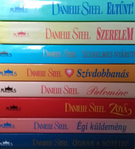 Danielle Steel knyvcsomag (8db) Eltnt, Szerelem, Szerelmes nyrut, Szvdobbans, Palomino, Zoya, gi kldemny, Ugrs a sttbe