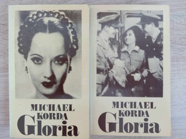 Gloria 1-2. (Queenie)