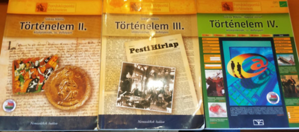 3 db Trtnelem kzpiskolk 10., 11., 12. vfolyamok II.-III.-IV. ktet