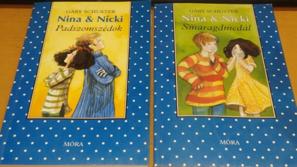 2 db Nina & Nicki: Padszomsz�dok (1.) + Smaragdmed�l (2.)